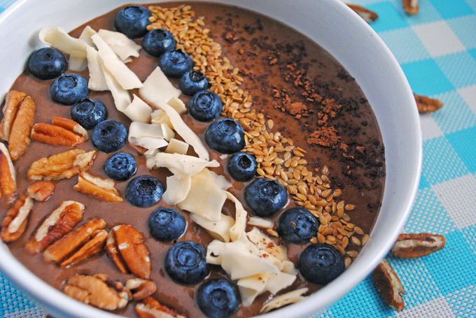 Chocolate Banana Avocado Smoothie Bowl | Emilie Eats