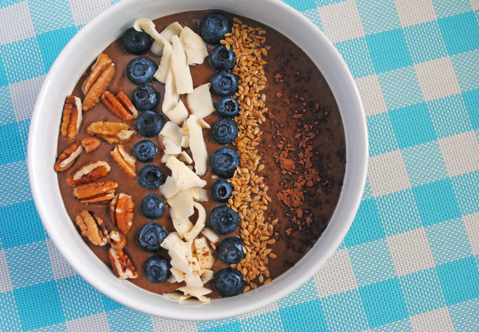 Chocolate Banana Avocado Smoothie Bowl | Emilie Eats