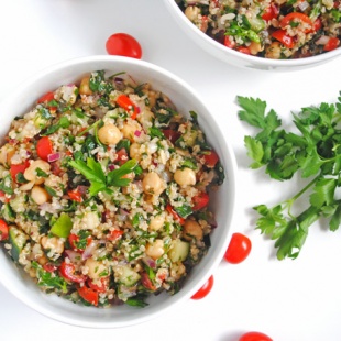 Fresh, healthy, and on the table in 30 minutes, this quinoa tabbouleh with chickpeas is bursting with classic Mediterranean flavors and plant-based protein!