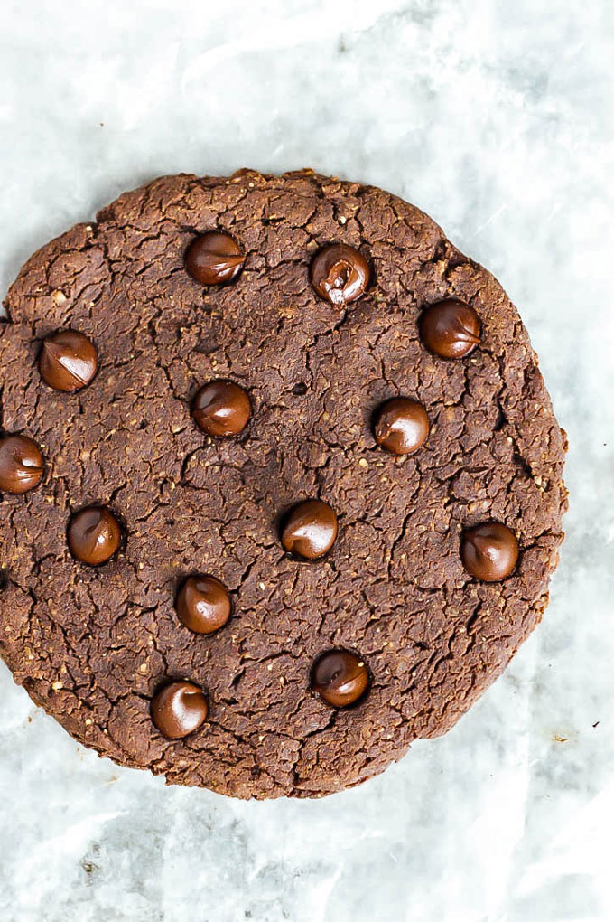 A HUGE chocolate protein cookie that will satisfy your sweet cravings! Healthy enough to have for breakfast, vegan & gluten-free. Plus, it's super tasty!