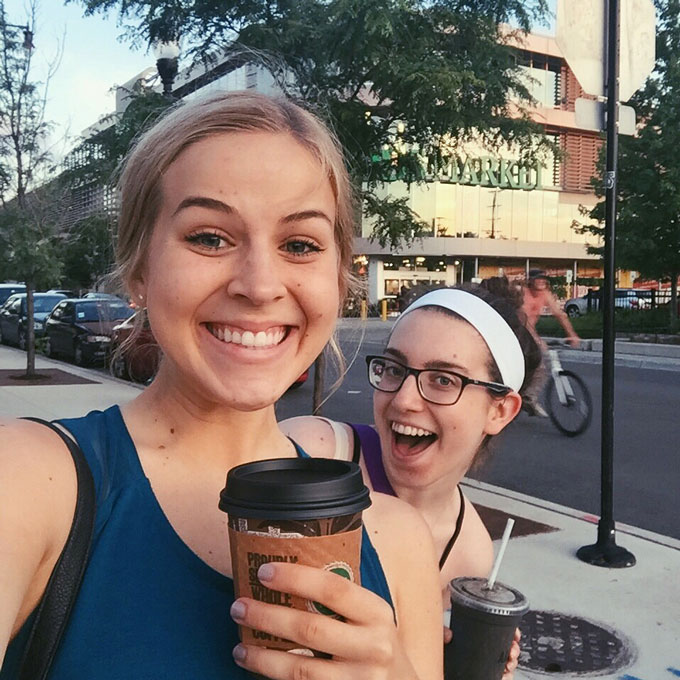 Take a look inside my trip to Chicago with Addie from Chickpea in the City to see all the delicious food and fun activities I enjoyed there!