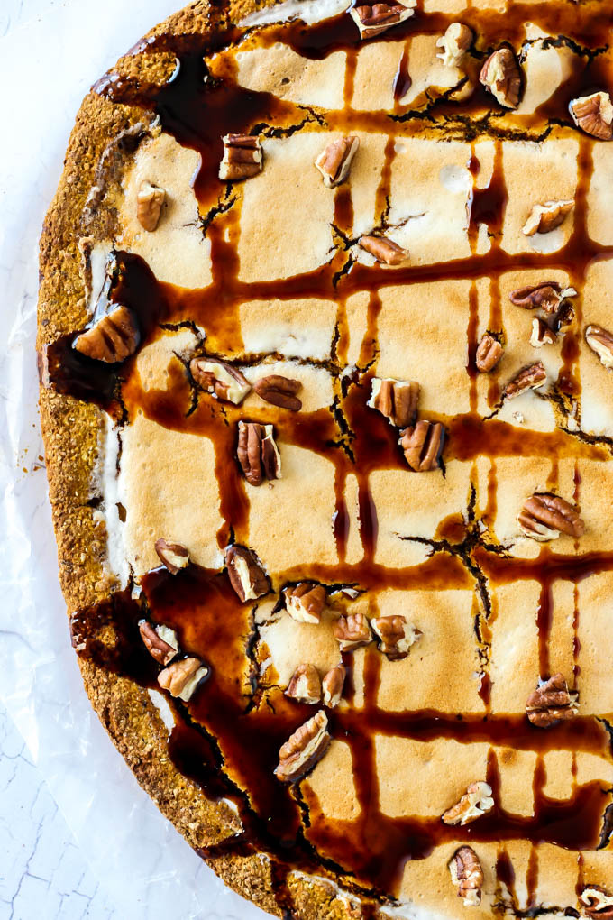 If you're looking for a fun dessert for the holidays, this sweet Pumpkin Pie Dessert Pizza is for you! It's flavorful, vegan, gluten-free and easy to make.