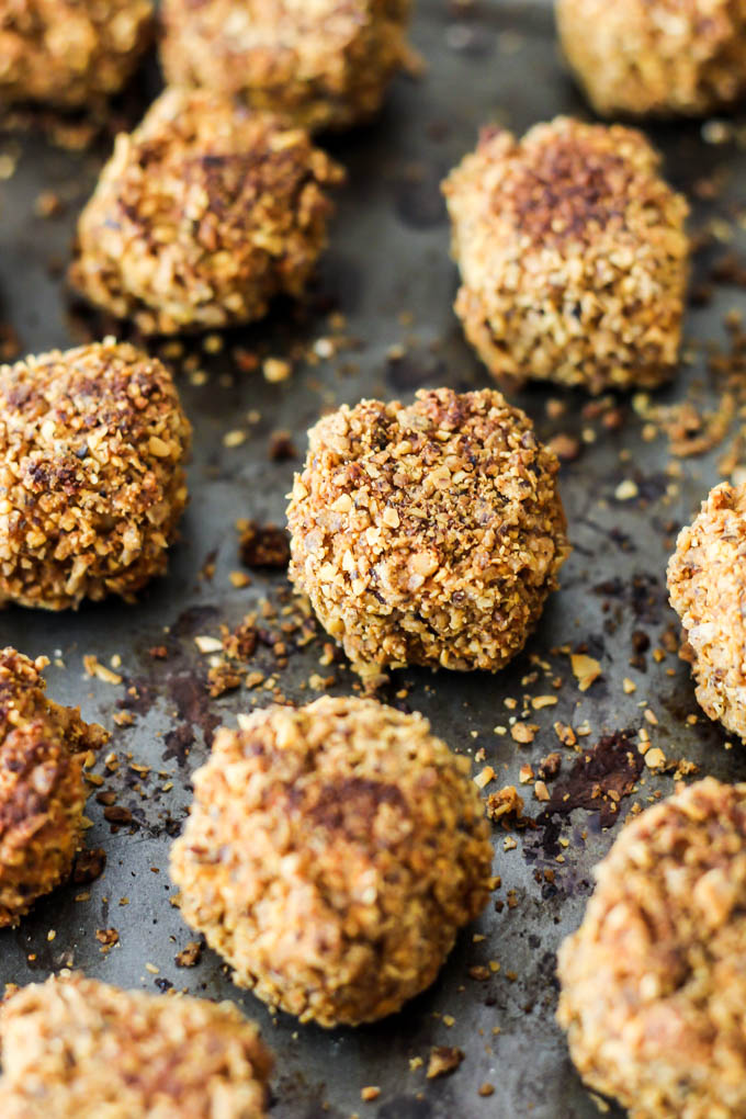 Crispy, bite-sized & perfectly spicy, these Baked Tofu Nuggets with "Honey" Mustard Dip are your new favorite finger food or appetizer! Vegan & gluten-free.