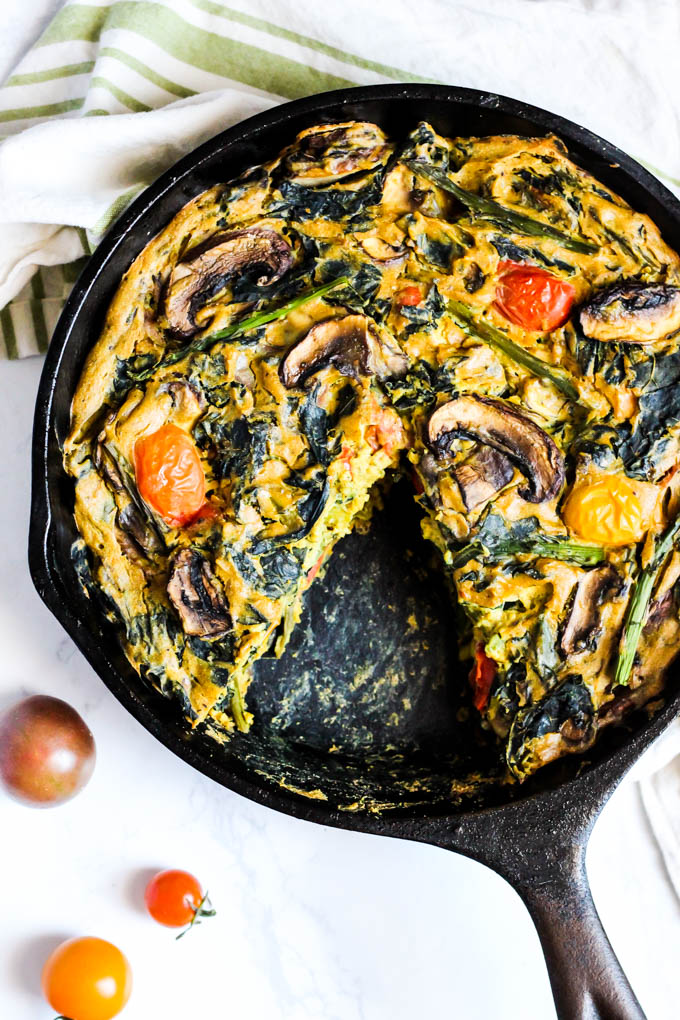 This Asparagus & Mushroom Vegan Quiche is a delicious option for breakfast or brunch! It's full of vegetables and plant protein to keep you satisfied. 
