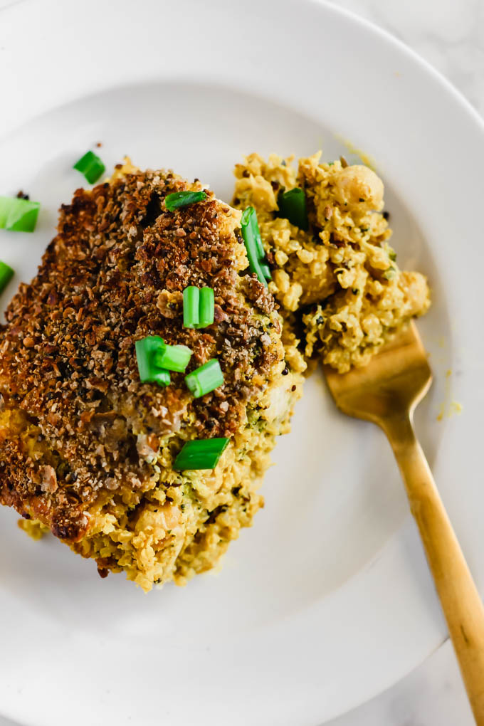 Make this wholesome Cheesy Chickpea, Quinoa & Broccoli Casserole and enjoy leftovers for days! Each serving is full of plant protein, whole grains & vegetables. Vegan & gluten-free!