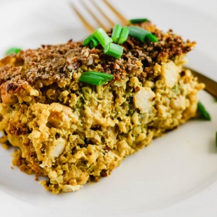 Make this wholesome Cheesy Chickpea, Quinoa & Broccoli Casserole and enjoy leftovers for days! Each serving is full of plant protein, whole grains & vegetables. Vegan & gluten-free!