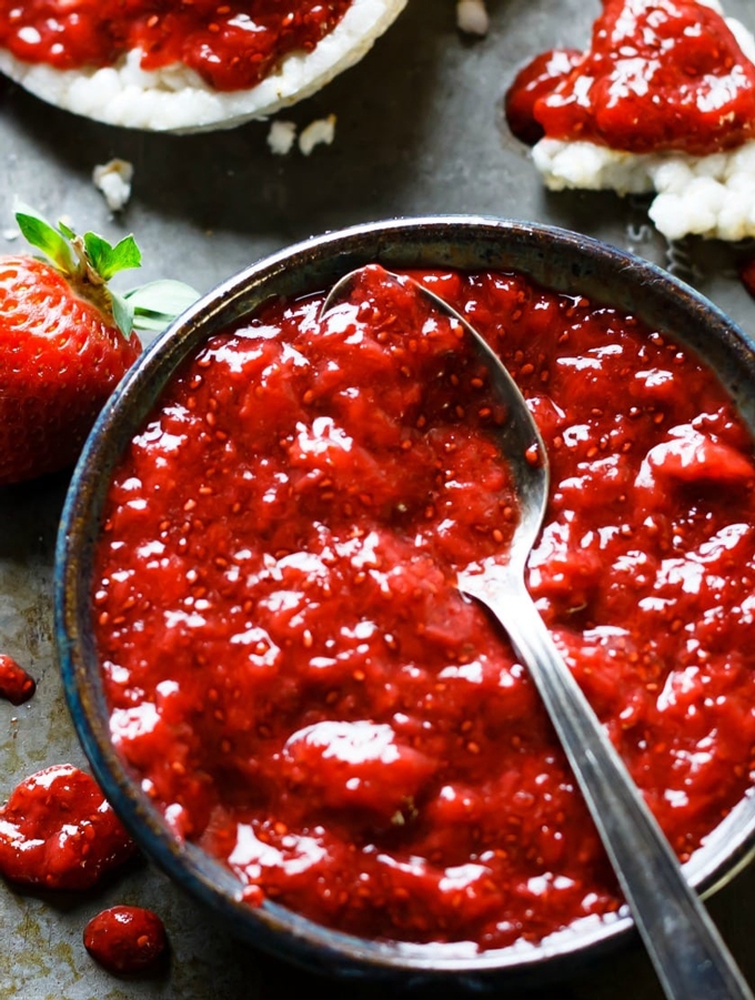 These 10 Vegan Strawberry Recipes will help you put all those delicious summer strawberries to good use! Breakfast to dessert to salad recipes included.