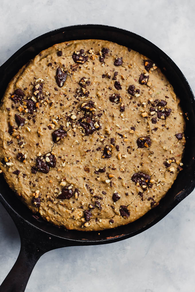 What’s better than a giant cookie? A giant Chocolate Chip Peanut Butter Skillet Cookie! It’s rich and fudgy, but made a bit healthier using oats and lentils. Vegan & gluten-free!