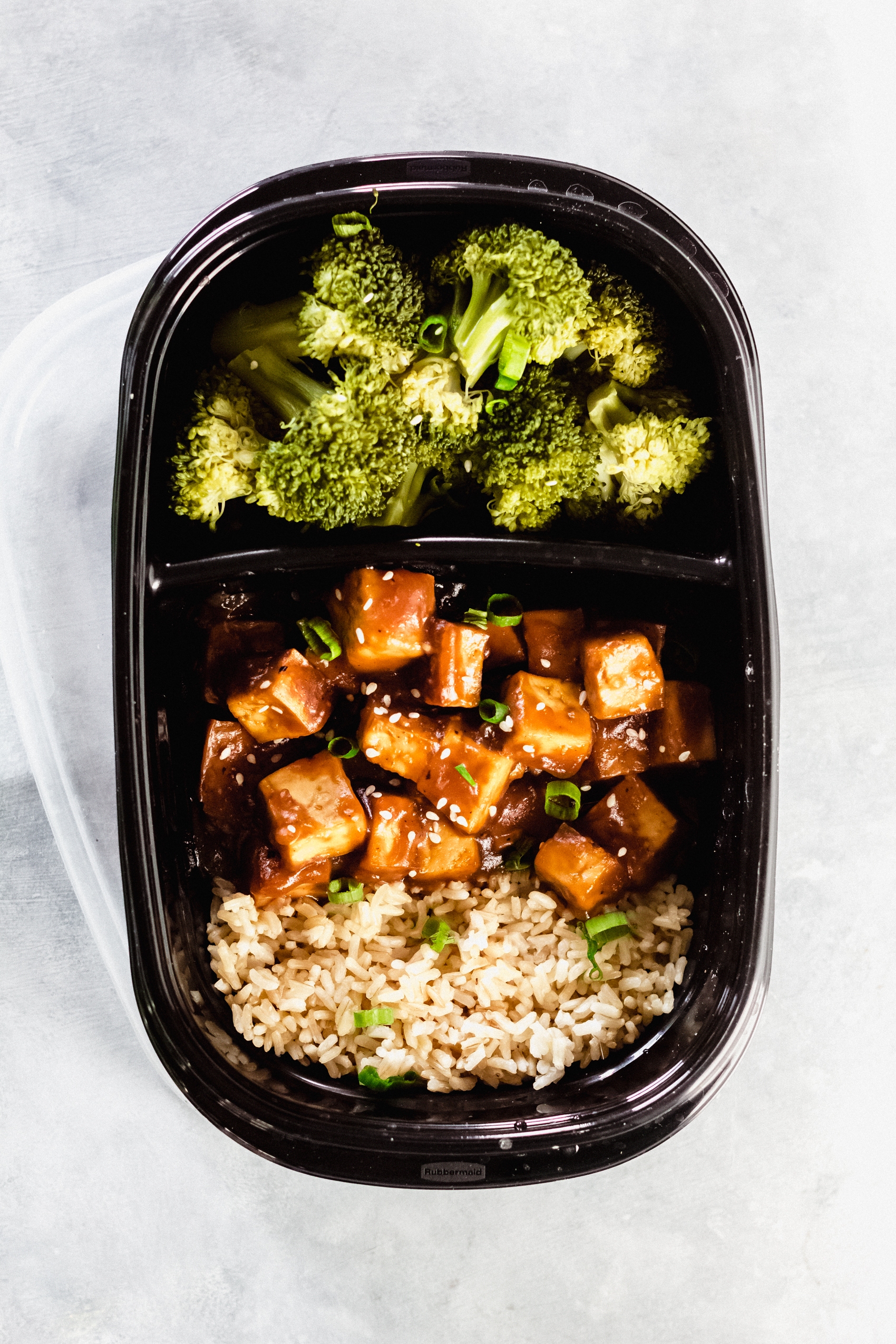 teriyaki sauce on tofu with broccoli and brown rice