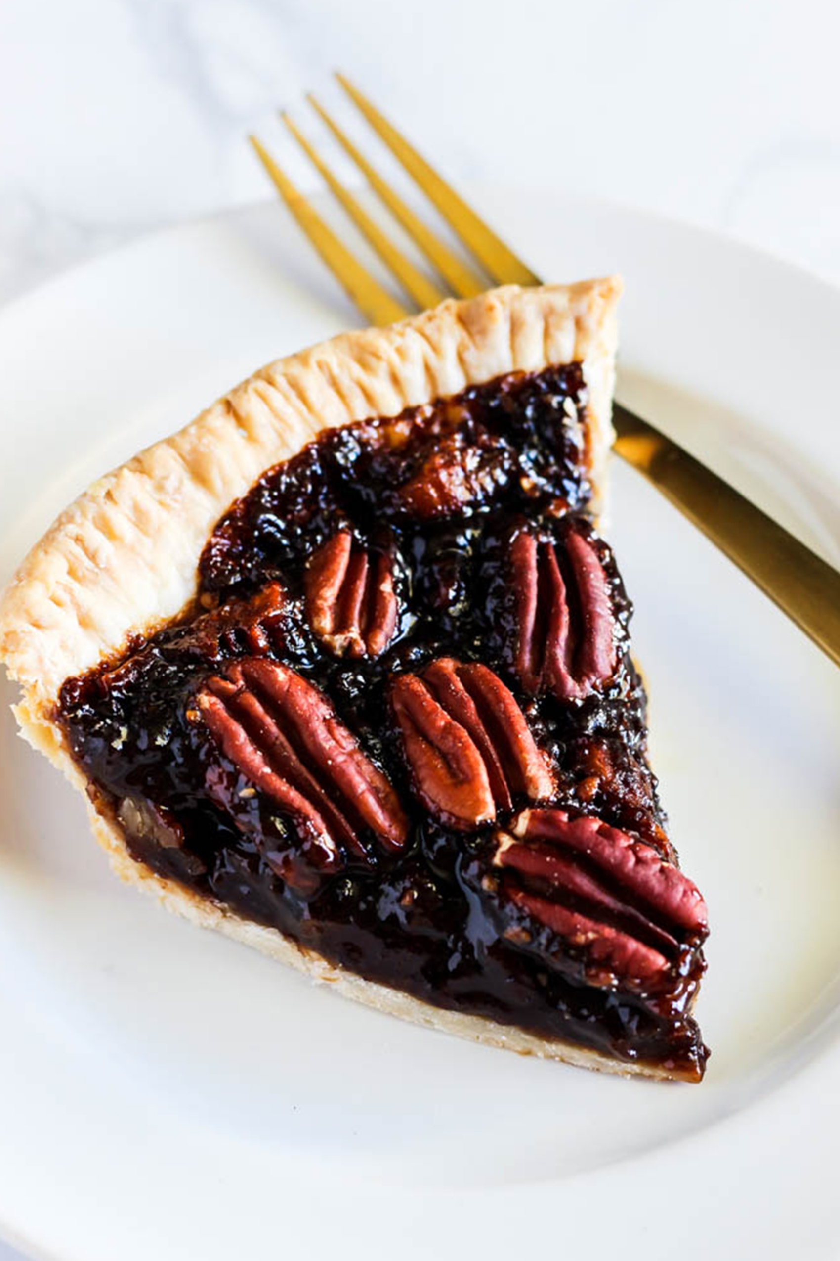 a slice of pecan pie
