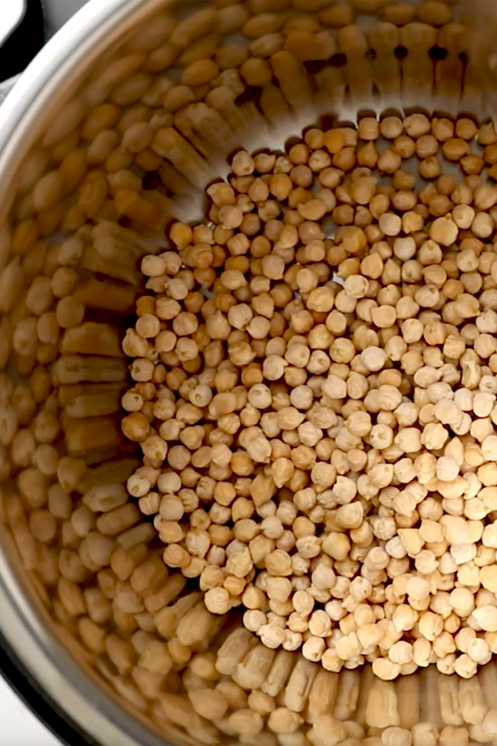 a batch of dried chickpeas in an Instant Pot