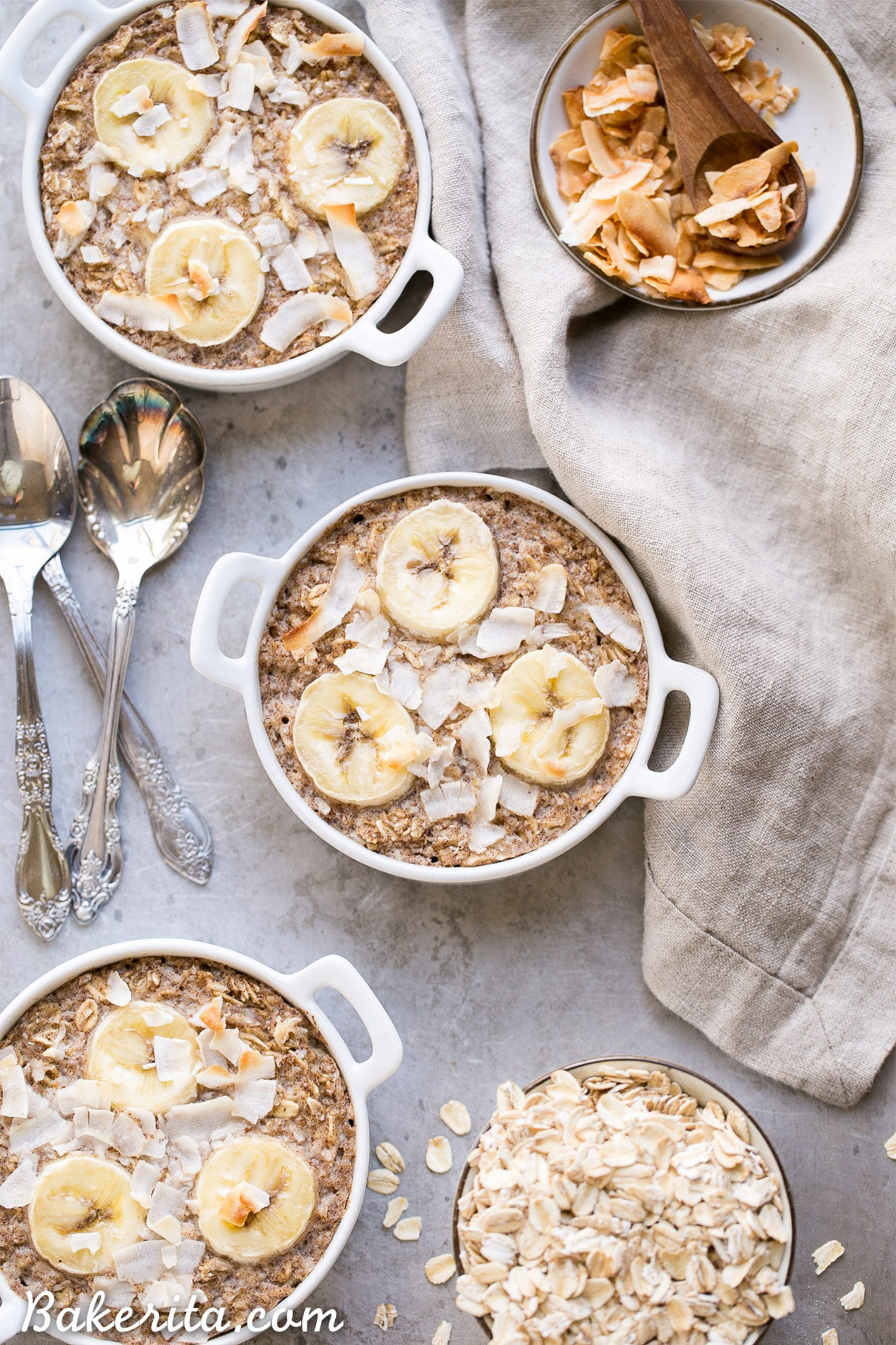 5 ramekins filled with vegan banana coconut baked oameal