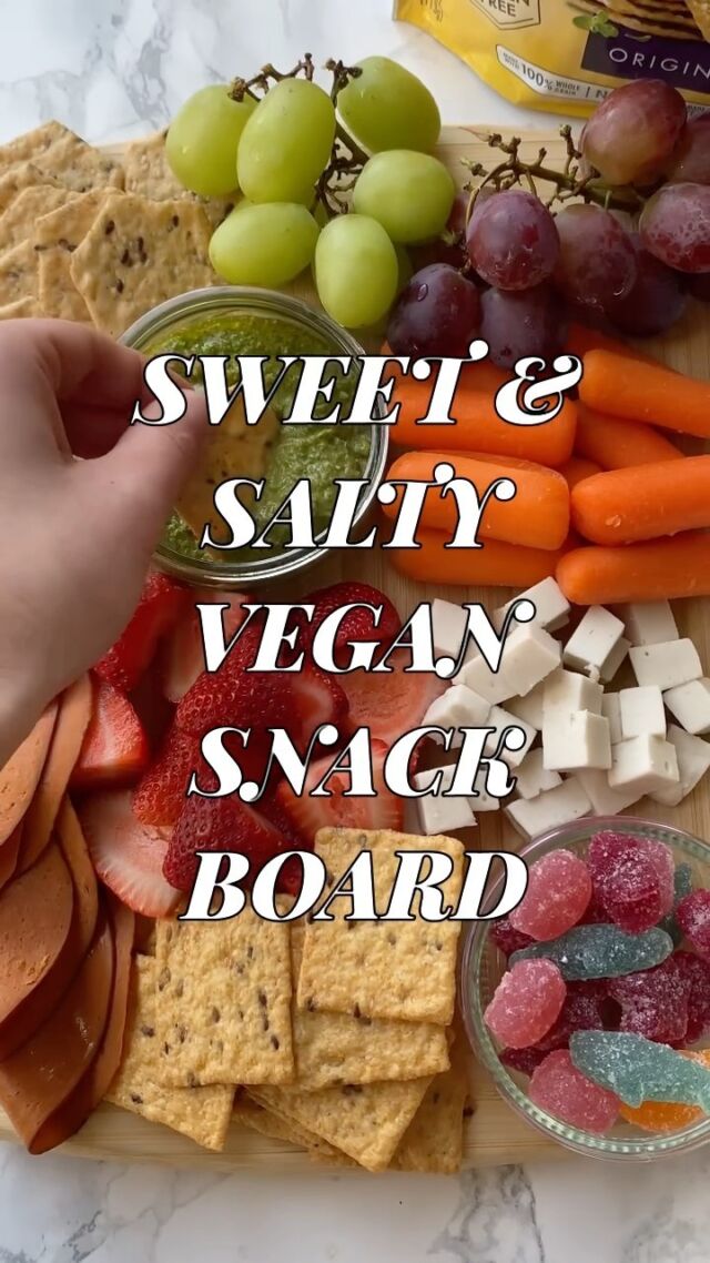 are you bored with making meals? then why not make a sweet & salty snack board? (to share, if you’re feeling generous 😇) #ad⁠⠀
⁠⠀
my trick for making a snack board with perfect amounts of sweet & salty flavors is to alternate between the two when arranging your board. here are some ideas for what to put on your snack board:⁠⠀
⁠⠀
◾️SALTY: ⁠⠀
- @CrunchmasterCrackers Multi-Seed Original Crackers & Multi-Grain Sea Salt Crackers are the perfect whole grain additions to your board! use ‘em for dipping, or to make little mini sandwiches with vegan meat & cheese. they’re certified gluten-free & available at @target in the cracker aisle!⁠⠀
- dips like pesto, hummus, baba ghanoush, & more⁠⠀
- vegan cheese cubes⁠⠀
- vegan meat slices⁠⠀
- roasted nuts & seeds⁠⠀
⁠⠀
⁠⠀
◾️SWEET:⁠⠀
- fruit like strawberries & grapes⁠⠀
- candy & chocolate⁠⠀
- dried fruit ⁠⠀
- marshmallows⁠⠀
- kettle corn⁠⠀
- chocolate covered pretzels (or even chocolate-covered @CrunchmasterCrackers 🤯)⁠⠀
⁠⠀
#CrunchinBreak